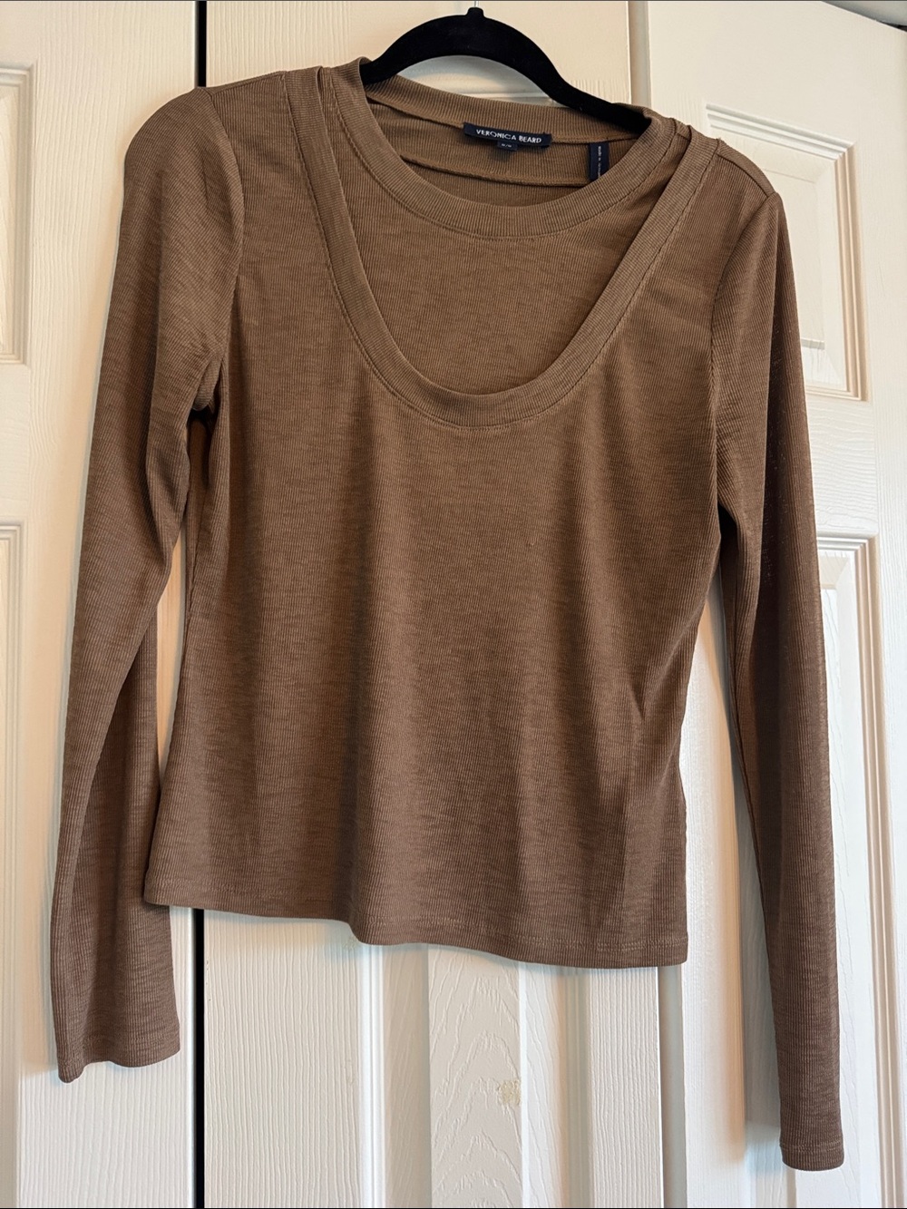 Veronica Beard Taupe Long-Sleeve Scoop Neck Top